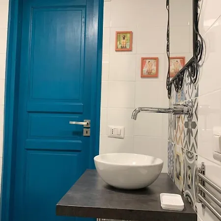 Priorato 8 House *